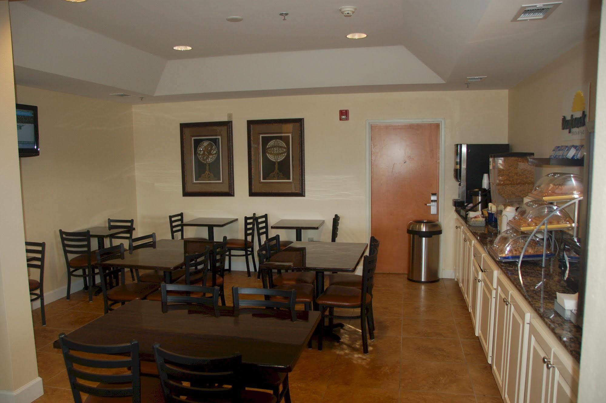Spark By Hilton Tifton Exterior photo